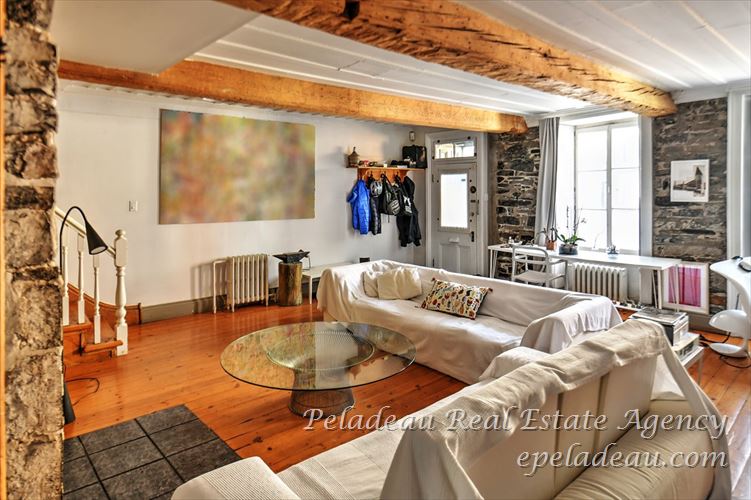Property detail located at 9 Rue Hébert Peladeau Real Estate Agency