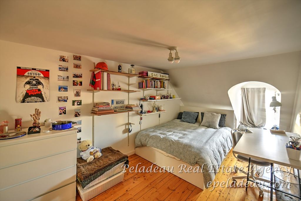 Property detail located at 9 Rue Hébert Peladeau Real Estate Agency