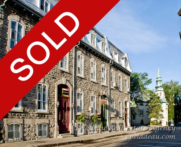 77 Rue Ste-Anne #100