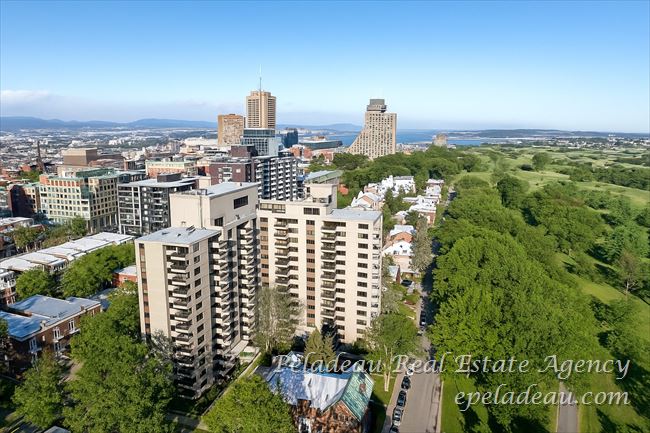 12 Rue de Bernières #1105