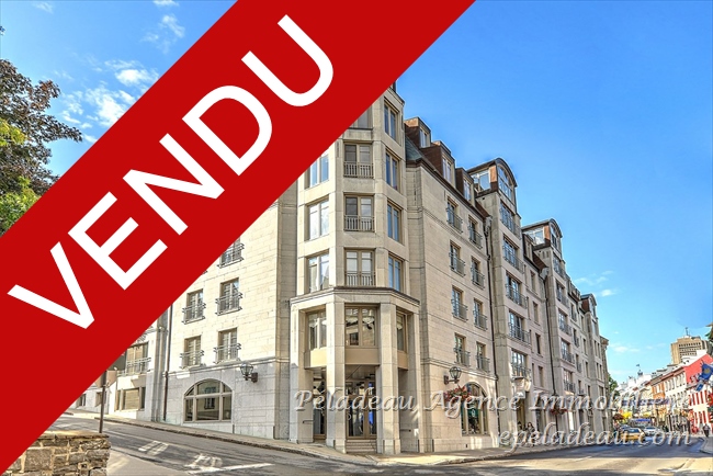 33 Rue St-Louis #702