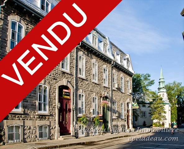 77 Rue Ste-Anne #100
