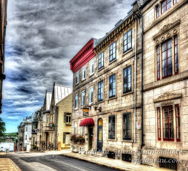 Property detail located at 23 Av. SteGeneviève 3 Peladeau Real